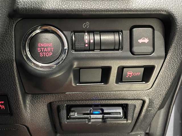 スバル ＷＲＸ Ｓ４ STIスポーツアイサイト 岡山県 2020(令2)年 8万km アイスシルバーメタリック 登録時走行距離80068キロ/純正８インチナビ/AM/FM/Bluetooth/TV/DVD/SD/サンルーフ/STIエアロ（F、S、R）/アイサイト/・プリクラッシュブレーキ/・全車速追従機能付クルーズコントロール/・車線逸脱抑制/ブラインドスポットモニター/コーナーセンサー/バックカメラ/前ドライブレコーダー/PLOVAリアウィング/RECAROシート/シートヒーター（D＋N）/パワーシート（D＋N）/純正１８インチAW/プッシュスタート/スマートキー/ETC2.0