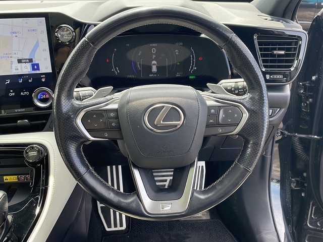レクサス ＮＸ 350h Fスポーツ 道北・旭川 2021(令3)年 7.2万km グラファイトブラックガラスフレーク ・寒冷地仕様/・MOP/マークレビンソンプレミアムサラウンドシステム/パノラマルーフ/ルーフレール/パノラミックビューモニター/３眼LEDヘッドライト/非常時給電システム/デジタルインナーミラ/後席電動格納/LEXUSロゴ入りブレーキキャリバー/置くだけ充電/・14インチ純正ディスプレイオーディオ/・CD/DVD/TV/BT/USB/・前席パワーシートエアシート/全席シートヒーター/・前後コーナーセンサー/・LexusSafetySystem＋/プリクラッシュセーフティ/レーダークルーズコントロール/レーントレーシングアシスト/アダプティブハイビームシステムetc.../・ミラーヒーター/・ワイパーデアイサー/・ヘッドライトウォッシャー/・バックフォグ/・運転席メモリーシート/・電動リアゲート/・ステアリングヒーター/・ドライブレコーダー/・ETC/・保証書・取説/・スペアキー2本/・禁煙車