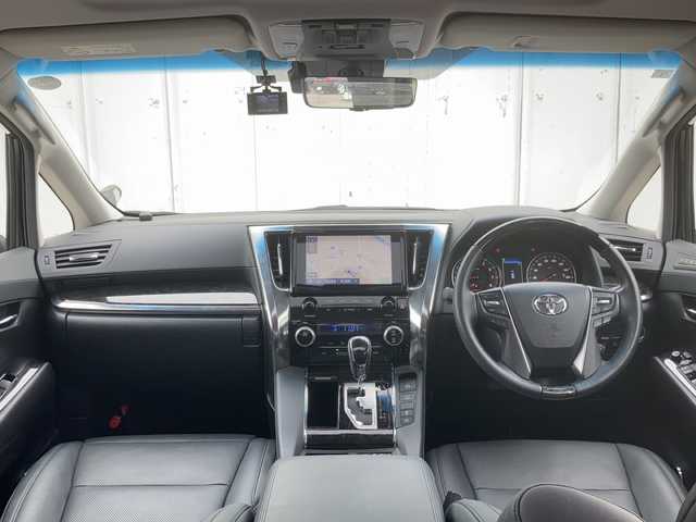 トヨタ アルファード S Cパッケージ 愛知県 2023(令5)年 2.4万km ブラック 外部検査実施済み/Apple Car Play/サンルーフ/ワンオーナー/モデリスタエアロ/純正メモリナビ/(DVD/フルセグTV/Bluetooth/USB)/フリップダウンモニター/デジタルインナーミラー/ブラインドスポットモニター/バックカメラ/セーフティセンス/・プリクラッシュセーフティ/・ロードサインアシスト/・レーダークルーズコントロール/・レーントレーシングアシスト/・アダクティブハイビームシステム/3眼LEDヘッドライト/パワーバックドア/スマートキー/ビルトインETC2.0/前後ドライブレコーダー/黒レザーシート/前席パワーシート(2列目スライドのみ手動)/前席シートヒーター/前席エアシート/ステアリングヒーター/カーテンエアバッグ/横滑り防止機能/純正18インチアルミホイール/保証書/取扱説明書/スペアキー