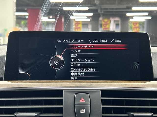 ＢＭＷ ３２０ｄ ツーリング ラグジュアリー 愛知県 2016(平28)年 4.8万km シルバー 純正HDDナビゲーション/CD DVD Bluetooth/バックカメラ/ETC/ワンオーナー/レーンキープアシスト/シートヒーター(D/N)/パワーシート(D/N)/コーナーセンサー/パワーバックドア/ステアリングリモコン/クルーズコントロール/ステアリングリモコン/純正17インチアルミホイール/アイドリングストップ/横滑り防止装置/電動格納ミラー/フロアマット/スマートキー/ドアバイザー