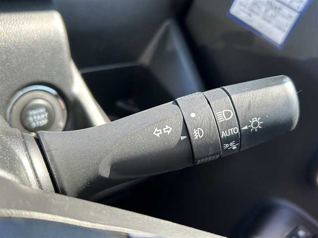 スズキ ワゴンＲ カスタムＺ HYBRID ZX 福岡県 2022(令4)年 4.8万km スチールシルバーM 純正KENWOODナビ（BT/フルセグ/CD/iPod)/レーダークルーズコントロール/LEDヘッドライト/オートライト/D席シートヒーター/純正15インチAW/アイドリングストップ/横滑り防止装置/コーナーセンサー/レーンキープアシスト/盗難防止装置/衝突軽減システム/USB入力端子/スマートキー/ETC/保証書/取扱説明書