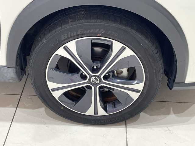 日産 キックス X ツートーンインテリアED 埼玉県 2020(令2)年 4.4万km ブリリアントホワイトパール/ピュアブラック 2トーン プロパイロット/純正9インチSDナビゲーション/　　CD/DVD/BT/USB/フルセグ/アラウンドビューモニター/レーダークルーズコントロール/レーンキープアシスト/LEDヘッドライト/茶革シート/シートヒーター/純正17インチアルミホイール/ステアリングヒーター/コーナーセンサー/デジタルインナーミラー/スマートキー/ETC/禁煙車