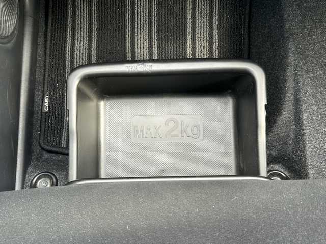 ダイハツ キャスト アクティバ G ターボ SAⅢ 石川県 2018(平30)年 6.1万km オフビートカーキM 社外ＳＤナビ/フルセグＴＶ/スタッドレス４本付/４ＷＤ/前後社外ドライブレコーダー/プッシュスタート/スマートキー/オートライト/ＬＥＤヘッドライト/純正アルミホイール/スペアキーあり/オートハイビーム/横滑り防止システム/衝突被害軽減システム