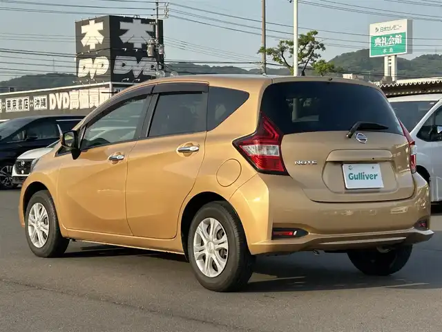 日産 ノート X 岡山県 2016(平28)年 4.7万km ギャラクシーゴールド 純正ナビ　/衝突被害軽減システム　/バックカメラ　/ドライブレコーダー　/レーンキープアシスト　/プッシュスタート　/盗難防止装置　/横滑り防止装置　/オートライト　/オートマチックハイビーム　/USB入力端子　/ETC