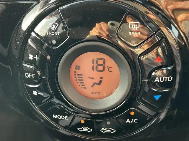 日産 ノート X 岡山県 2016(平28)年 4.7万km ギャラクシーゴールド 純正ナビ　/衝突被害軽減システム　/バックカメラ　/ドライブレコーダー　/レーンキープアシスト　/プッシュスタート　/盗難防止装置　/横滑り防止装置　/オートライト　/オートマチックハイビーム　/USB入力端子　/ETC