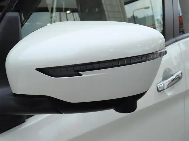 日産 セレナ ハイウェイスター Vセレクション 神奈川県 2017(平29)年 5.3万km ブリリアントホワイトパール ワンオーナー/純正メモリナビ/フルセグテレビ/バックカメラ/アラウンドビューモニター/アイドリングストップ/ウィンカーミラー/ドアバイザー/プッシュスタート/両側ハンズフリーパワースライドドア/ETC/ステアリングスイッチ/シートバックポケット(D/N席)/保証書/取説/スペアキー/記録簿(R2.4)