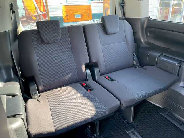 トヨタ ノア X 宮崎県 2017(平29)年 5.4万km ボルドーマイカメタリック ワンオーナー/純正ナビ/バックカメラ/左側パワースライドドア/USB充電ポート/フルセグTV　DVD　CD　Bluetooth/アイドリングストップ/クルーズコントロール/ETC/純正フロアマット/HIDライト/保証書/取扱説明書