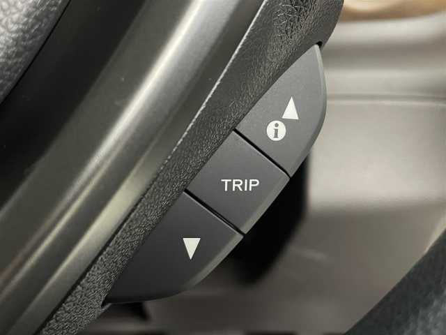 ホンダ フリード ハイブリット G ホンダセンシング 埼玉県 2020(令2)年 0.8万km プラチナホワイトパール 純正ナビ　Ｂカメラ　温シート　追従走行　ＥＴＣ　両側パワースライドドア　コーナーセンサー　衝突軽減システム　レーンキープアシスト　スペアキー　前後ドライブレコーダー　禁煙車　スマートキー