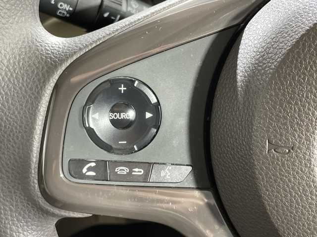 ホンダ Ｎ ＢＯＸ G L ホンダセンシング 神奈川県 2020(令2)年 1.5万km クリスタルブラックパール 純正７型メモリーナビゲーション【VXM-214VFi】/フルセグ　CD DVD　Bluetooth　iPod　SDMUSICRACK　AUX　USB　AM FM/バックカメラ/片側電動スライドドア【サンシェード】/ホンダセンシング/CMBS衝突軽減ブレーキ/LKAS車線維持支援システム/誤発進抑制機能/先行車発進お知らせ/レーダークルーズコントロール/路外逸脱警報/オートハイビーム/標識認識機能/歩行者事故低減ステアリング/リアセンサー/純正前方ドライブレコーダー【ナビ連動】/純正ビルトインETC/ECON/プッシュスタート/スマートキー/LEDヘッドランプ/オートライト/電格ウインカーミラー