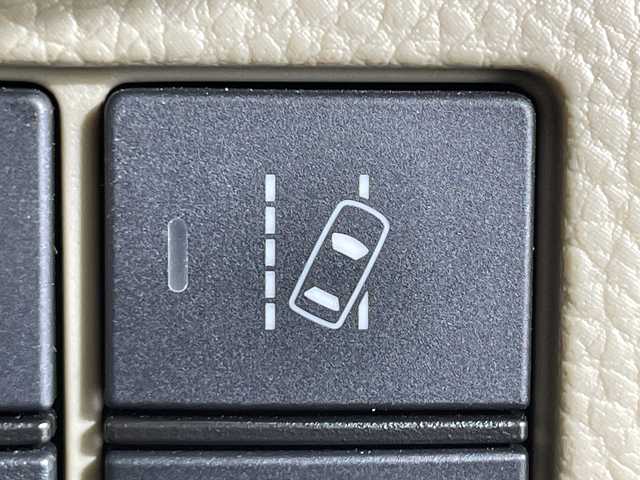 ホンダ Ｎ ＢＯＸ G L ホンダセンシング 神奈川県 2020(令2)年 1.5万km クリスタルブラックパール 純正７型メモリーナビゲーション【VXM-214VFi】/フルセグ　CD DVD　Bluetooth　iPod　SDMUSICRACK　AUX　USB　AM FM/バックカメラ/片側電動スライドドア【サンシェード】/ホンダセンシング/CMBS衝突軽減ブレーキ/LKAS車線維持支援システム/誤発進抑制機能/先行車発進お知らせ/レーダークルーズコントロール/路外逸脱警報/オートハイビーム/標識認識機能/歩行者事故低減ステアリング/リアセンサー/純正前方ドライブレコーダー【ナビ連動】/純正ビルトインETC/ECON/プッシュスタート/スマートキー/LEDヘッドランプ/オートライト/電格ウインカーミラー