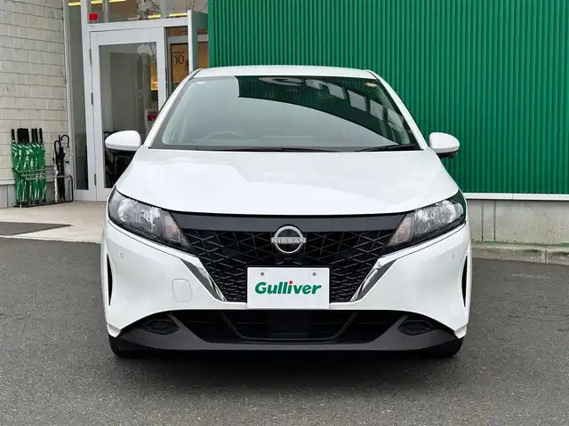 日産 ノート X FOUR 宮城県 2021(令3)年 6.4万km ピュアホワイトパール ＝＝＝メーカーオプション/NISSANCONNECTナビ/SOS/ETC2.0/プロパイロット/アラウンドビューモニター/インテリジェントルームミラー/BSW＋BSI＋RCTA/寒冷地仕様（クリアビューパック）/＝＝＝/メーカオプションナビ/(フルセグTV/BT/USB/HDMI/スマートフォン連携)/4WD/アラウンドビューカメラ/ドライブレコーダー前後/ビルトインETC/インテリジェントクルーズコントロール/エマージェンシーブレーキ/車線逸脱防止警報＆支援/後側方車両検知警報/後側方車両衝突防止/速度標識認識＆表示/ルート減速支援/駐車支援/シートヒーター(D＋N席)/ステアリングヒーター/デジタルインナーミラー/置くだけ充電/オートライト/オートハイビームアシスト/オートライト/オートホールド/ふらつき防止/ドライブセレクト/革巻きステアリング/ステアリングスイッチ/LEDヘッドライト/プッシュスタート＆スマートキー/ウインカー付き電動格納ミラー/ドアバイザー/純正フロアマット/スペアキー
