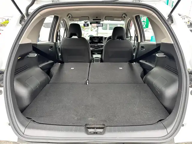 日産 ノート X FOUR 宮城県 2021(令3)年 6.4万km ピュアホワイトパール ＝＝＝メーカーオプション/NISSANCONNECTナビ/SOS/ETC2.0/プロパイロット/アラウンドビューモニター/インテリジェントルームミラー/BSW＋BSI＋RCTA/寒冷地仕様（クリアビューパック）/＝＝＝/メーカオプションナビ/(フルセグTV/BT/USB/HDMI/スマートフォン連携)/4WD/アラウンドビューカメラ/ドライブレコーダー前後/ビルトインETC/インテリジェントクルーズコントロール/エマージェンシーブレーキ/車線逸脱防止警報＆支援/後側方車両検知警報/後側方車両衝突防止/速度標識認識＆表示/ルート減速支援/駐車支援/シートヒーター(D＋N席)/ステアリングヒーター/デジタルインナーミラー/置くだけ充電/オートライト/オートハイビームアシスト/オートライト/オートホールド/ふらつき防止/ドライブセレクト/革巻きステアリング/ステアリングスイッチ/LEDヘッドライト/プッシュスタート＆スマートキー/ウインカー付き電動格納ミラー/ドアバイザー/純正フロアマット/スペアキー