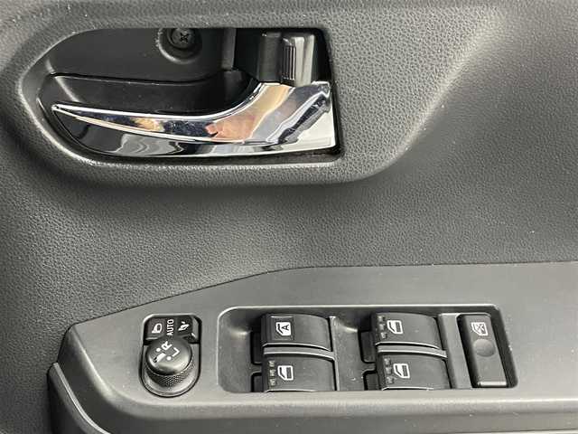 ダイハツ ウェイク G ターボ リミテッド SAⅢ 熊本県 2018(平30)年 7.7万km タングステングレーM ワンオーナー　/禁煙車　/純正ナビ（ＣＤ・ＤＶＤ・フルセグ・ＢＴ・ＵＳＢ・ＨＤＭＩ）/全周囲カメラ　/両側パワースライドドア　/衝突軽減ブレーキ　/横滑り防止　/アイドリングストップ/電動格納ミラー/純正フロアマット/純正１５インチAW/オートエアコン　/オートライト/LEDヘッドライト/フォグライト/スマートキー/プッシュスタート/スペアキー1本/保証書/取扱説明書