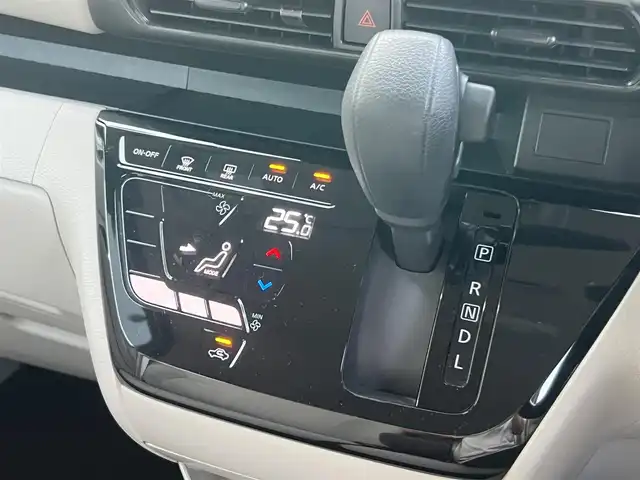 日産 ルークス X 京都府 2021(令3)年 1.3万km フローズンバニラパール  ワンオーナー/ スマートキー２個/ プッシュスタート/ エマージェンシーブレーキ/ 車線逸脱警報/ 片側パワースライドドア/  アラウンドビューモニター/ 社外7インチSDナビ/・　フルセグ/CD/DVD/BTオーディオ/・　SD録音/ ETC/ 前後ドライブレコーダー/ 前後ソナー/ ステアリモコン/ フロアマット/ ドアバイザー/ アイドルストップ/ 新車時保証書/ 車両取説