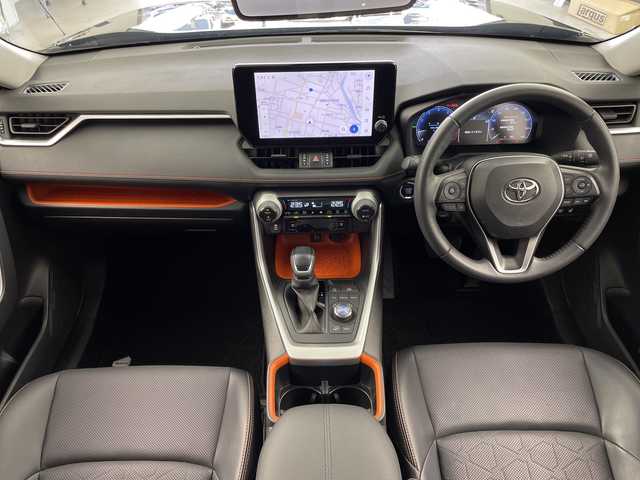 トヨタ ＲＡＶ４ アドベンチャー 岐阜県 2022(令4)年 4.2万km アティチュードブラックマイカ 純正10.5インチディスプレイオーディオナビ/(Bluetooth/フルセグTV/USB/AppleCarPlay)/バックカメラ/ブラインドスポットモニター/デジタルインナーミラー/プリクラッシュセーフティー/レーンキープアシスト/レーダークルーズコントロール/コーナーセンサー/レザーシート/シートヒーター/エアシート/パワーシート/シートメモリー/ハンドルヒーター/ドライブレコーダー/ビルトインETC/革巻きステアリング/純正フロアマット/純正アルミホイール/純正ドアバイザー
