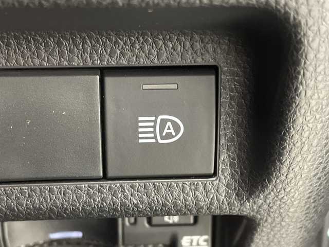 トヨタ ＲＡＶ４ アドベンチャー 岐阜県 2022(令4)年 4.2万km アティチュードブラックマイカ 純正10.5インチディスプレイオーディオナビ/(Bluetooth/フルセグTV/USB/AppleCarPlay)/バックカメラ/ブラインドスポットモニター/デジタルインナーミラー/プリクラッシュセーフティー/レーンキープアシスト/レーダークルーズコントロール/コーナーセンサー/レザーシート/シートヒーター/エアシート/パワーシート/シートメモリー/ハンドルヒーター/ドライブレコーダー/ビルトインETC/革巻きステアリング/純正フロアマット/純正アルミホイール/純正ドアバイザー