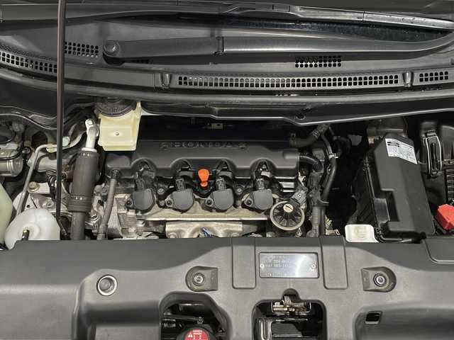 ホンダ ステップワゴン スパーダ Z クールスピリット 新潟県 2014(平26)年 7.3万km ホワイトオーキッドパール 純正SDナビ/(AM/FM/CD/DVD/SD/フルセグ/Bluetooth)/バックモニター/両側パワースライドドア/クルーズコントロール/HIDオートライト/ハーフレザーシート/純正17インチアルミホイール/パドルシフト/純正フロアマット/ドアバイザー/スマートキー/ETC