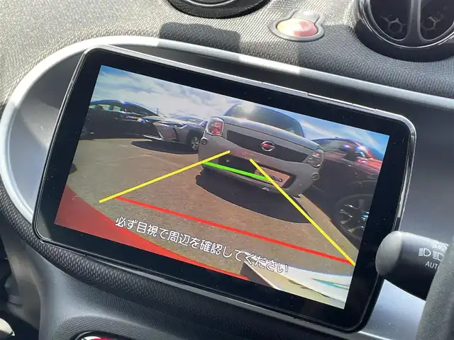 スマート ＭＣＣ スマート フォーフォー パッション 滋賀県 2017(平29)年 2.4万km 赤／黒 禁煙車/社外９型SDナビ/・CN-F1XD/・CD/DVD/フルセグ/Bluetooth/バックカメラ/シートヒーター/コーナーセンサー/クルーズコントロール/ステアリングスイッチ/オートライト/ETC/横滑り防止/衝突軽減ブレーキ/リモコンキー/アイドリングストップ/ドライブレコーダー