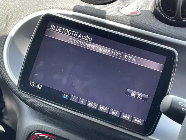スマート ＭＣＣ スマート フォーフォー パッション 滋賀県 2017(平29)年 2.4万km 赤／黒 禁煙車/社外９型SDナビ/・CN-F1XD/・CD/DVD/フルセグ/Bluetooth/バックカメラ/シートヒーター/コーナーセンサー/クルーズコントロール/ステアリングスイッチ/オートライト/ETC/横滑り防止/衝突軽減ブレーキ/リモコンキー/アイドリングストップ/ドライブレコーダー