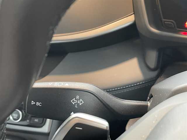 ＢＭＷ ｉ８ 埼玉県 2015(平27)年 3.6万km シルバー ワンオーナー /純正HDDナビ/ドラレコ/スペアキー/オプションアルミ20インチ　ライトアロイホイール/コンフォートアクセス/ストレージパッケージ/LEDヘッドライト/BMW i インテリアデザイン/アイオニックシルバー　（B72）