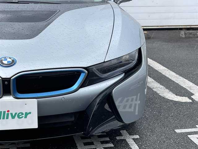 ＢＭＷ ｉ８ 埼玉県 2015(平27)年 3.6万km シルバー ワンオーナー /純正HDDナビ/ドラレコ/スペアキー/オプションアルミ20インチ　ライトアロイホイール/コンフォートアクセス/ストレージパッケージ/LEDヘッドライト/BMW i インテリアデザイン/アイオニックシルバー　（B72）