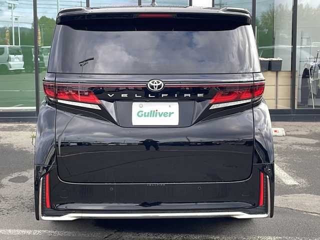 トヨタ ヴェルファイア Z プレミア 道東・釧路十勝 2023(令5)年 3.7万km ブラック ・４WD/・純正14インチディスプレイオーディオ/(BT/USB/FM/AM/AppleCarPlay)/・純正フリップダウンモニター/・全方位カメラ/バックカメラ/・ガラスルーフ/・プリクラッシュセーフティ/・アドバンストドライブ/・ロードサインアシスト/・フロントクロストラフィックアラート/・レーンディパーチャーアラート/・レーンチェンジアシスト/・プロアクティブドライビングアシスト/・リアクロストラフィックアラート/・ブラインドスポットモニター/・後方車両接近告知/・パーキング/・リアカメラディテクション/・安心降車アシスト/・周辺車両接近時サポート/・アドバンスドパーク/・クリアランスソナー/・置くだけ充電/・横滑り防止/・AC100V/100w/・前席・2列目パワーシート/・前席・2列目シートヒーター・エアーシート/・両側パワースライドドア/・パワーバックドア/・LEDヘッドライト/・フォグライト/・オートマチックハイビーム/・純正エンジンスターター/・オートステップ/・ミラーヒーター/・ステアリングスイッチ/・本革巻きステアリング/・前後ドライブレコーダー/・デジタルインナーミラー/・電格ウィンカーミラー