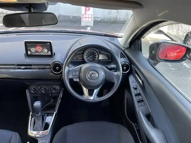 マツダ デミオ 13S 宮城県 2015(平27)年 6.4万km ソウルレッドプレミアムメタリック ワンオーナー/純正メモリナビ/FM/AM/BT/USB/AUX/バックカメラ/ステアリングスイッチ/MTモード搭載/社外アルミ夏タイヤ14インチ/スチール冬タイヤ15インチ/純正フロアマット/横滑り防止装置/衝突被害軽減システム/アイドリングスイッチ/ヘッドランプレベライザー/電動格納ミラー/プッシュスタート/保証書・記録簿・取扱説明書