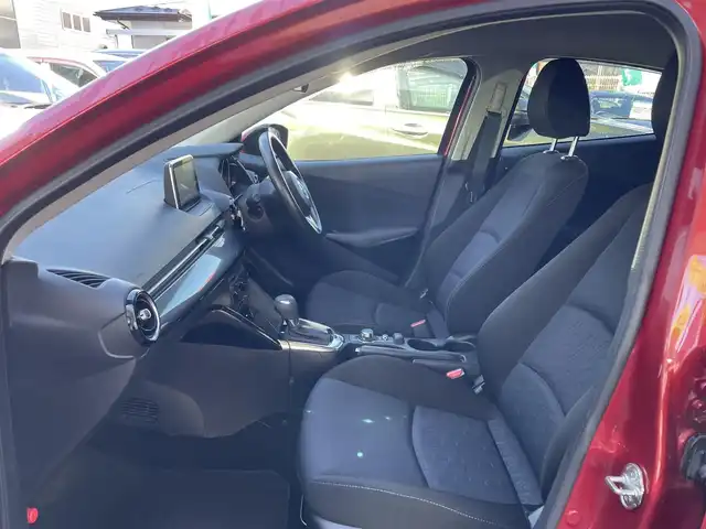 マツダ デミオ 13S 宮城県 2015(平27)年 6.4万km ソウルレッドプレミアムメタリック ワンオーナー/純正メモリナビ/FM/AM/BT/USB/AUX/バックカメラ/ステアリングスイッチ/MTモード搭載/社外アルミ夏タイヤ14インチ/スチール冬タイヤ15インチ/純正フロアマット/横滑り防止装置/衝突被害軽減システム/アイドリングスイッチ/ヘッドランプレベライザー/電動格納ミラー/プッシュスタート/保証書・記録簿・取扱説明書