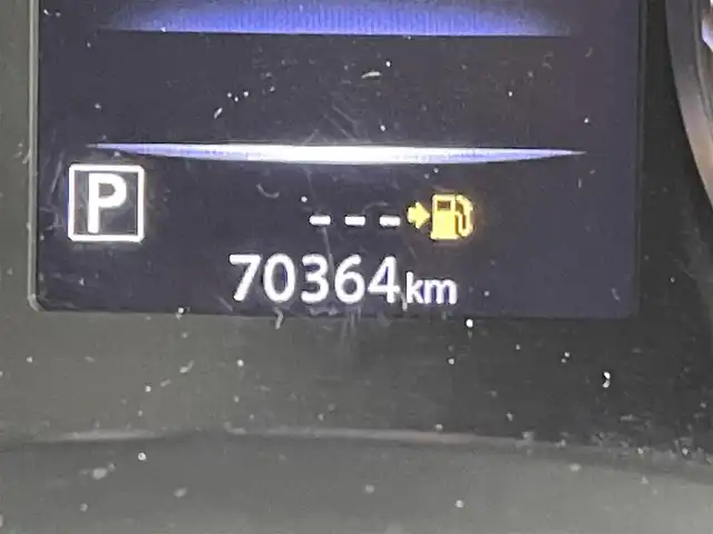 日産 エクストレイル 20Xi 群馬県 2018(平30)年 7.1万km ダイヤモンドブラック 衝突軽減　社外７インチナビ　アラウンドビューモニター　レーダークルーズコントロール　パワーバックドア　ＬＥＤライト　純正１８インチアルミホイール　ステアリングリモコン　スマートキー　ＥＴＣ　禁煙車