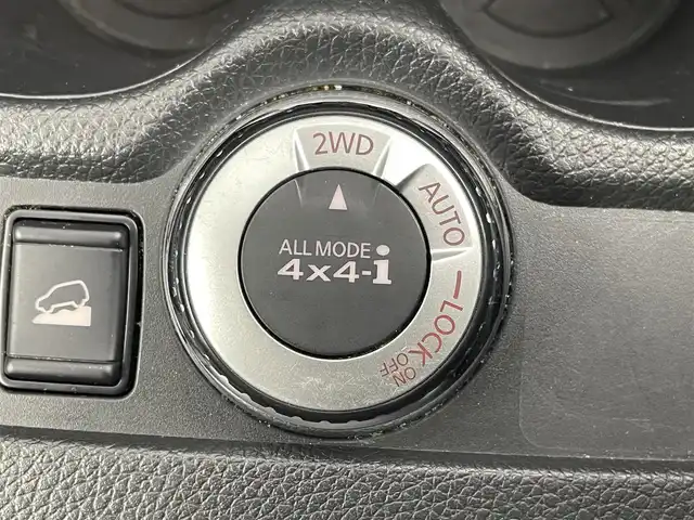 日産 エクストレイル 20Xi 群馬県 2018(平30)年 7.1万km ダイヤモンドブラック 衝突軽減　社外７インチナビ　アラウンドビューモニター　レーダークルーズコントロール　パワーバックドア　ＬＥＤライト　純正１８インチアルミホイール　ステアリングリモコン　スマートキー　ＥＴＣ　禁煙車