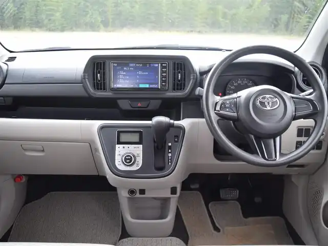 トヨタ パッソ X Lパッケージ S 兵庫県 2020(令2)年 2.6万km ブライトシルバーM 純正ナビ/地デジTV/バックカメラ/社外14インチアルミホイール/純正ドライブレコーダー/ステアリングリモコン/スマートアシスト３/コーナーセンサー/スマートキー/プッシュスタート/アイドリングストップ/ハイビームアシスト/オートライト/フロアマット/ドアバイザー