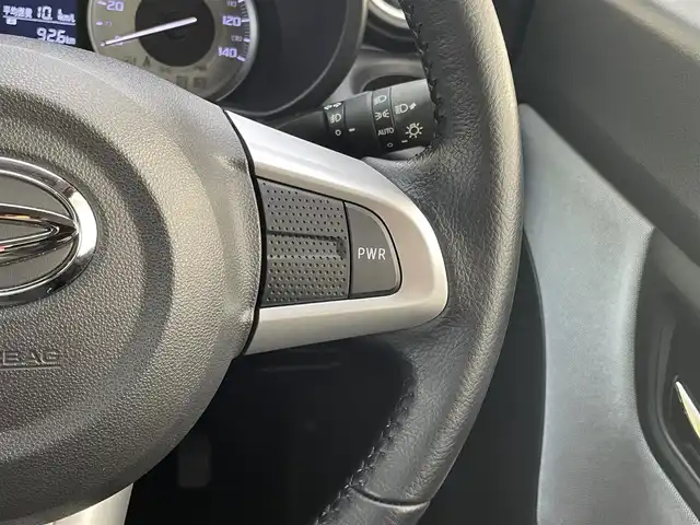 ダイハツ キャスト アクティバ G ターボ SAⅡ 道央・札幌 2015(平27)年 2.7万km ファイアークォーツレッドM ・4WD/・純正SDナビ/・CD/DVD/SD/USB/フルセグTV/・Bluetooth接続/・スマートアシスト/・プリクラッシュセーフティ/・レーンキープアシスト/・ダウンヒルアシストコントロール/・LEDオートライト/・オートリトラミラー/・純正フロアマット/・ドアバイザー/・ベンチシート/・純正エンジンスターター/・積込夏タイヤ純正AWセット/・スマートキー/スペアキー