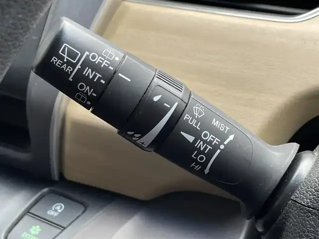 ホンダ フリード G 滋賀県 2018(平30)年 6.4万km コバルトブルーパール 禁煙車/福祉車両/助手席リフトアップシート/純正SDナビ/・CD/DVD/Bluetooth/ワンセグ/バックカメラ/LEDヘッドライト/アクティブコーナリングライト/両側自動スライドドア/ETC/スマートキー/コンフォートパッケージ/Cパッケージ