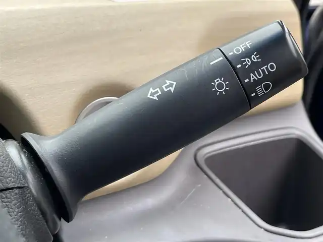 ホンダ フリード G 滋賀県 2018(平30)年 6.4万km コバルトブルーパール 禁煙車/福祉車両/助手席リフトアップシート/純正SDナビ/・CD/DVD/Bluetooth/ワンセグ/バックカメラ/LEDヘッドライト/アクティブコーナリングライト/両側自動スライドドア/ETC/スマートキー/コンフォートパッケージ/Cパッケージ