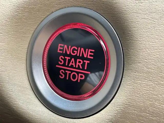 ホンダ フリード G 滋賀県 2018(平30)年 6.4万km コバルトブルーパール 禁煙車/福祉車両/助手席リフトアップシート/純正SDナビ/・CD/DVD/Bluetooth/ワンセグ/バックカメラ/LEDヘッドライト/アクティブコーナリングライト/両側自動スライドドア/ETC/スマートキー/コンフォートパッケージ/Cパッケージ