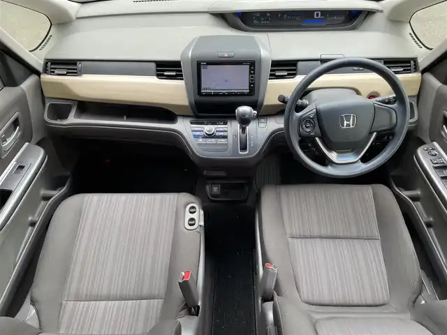 ホンダ フリード G 滋賀県 2018(平30)年 6.4万km コバルトブルーパール 禁煙車/福祉車両/助手席リフトアップシート/純正SDナビ/・CD/DVD/Bluetooth/ワンセグ/バックカメラ/LEDヘッドライト/アクティブコーナリングライト/両側自動スライドドア/ETC/スマートキー/コンフォートパッケージ/Cパッケージ