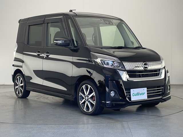 日産 デイズ ルークス ハイウェイスター Gターボ 宮崎県 2017(平29)年 4.4万km ブラック 純正ナビ(MM317D-W)/AM/FM/CD/DVD/Bluetooth/クルーズコントロール/両側電動スライドドア/アイドリングストップ/横滑り防止装置/電動格納ミラー/衝突軽減ブレーキ/アラウンドビューモニター/ドライブレコーダー/ETC