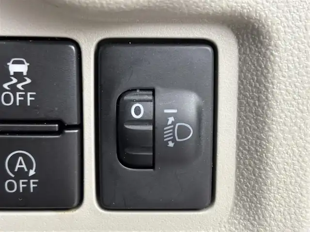 トヨタ パッソ X Lパッケージ S 福岡県 2020(令2)年 1.3万km ファイアークォーツレッドM 純正ナビ　/ＥＴＣ　/前後ドライブレコーダー　/コーナーセンサー　/衝突軽減ブレーキ　/横滑り防止装置　/アイドリングストップ　/プッシュスタート　/アダプティブハイビームシステム　/電動格納式ドアミラー　/ドアバイザー