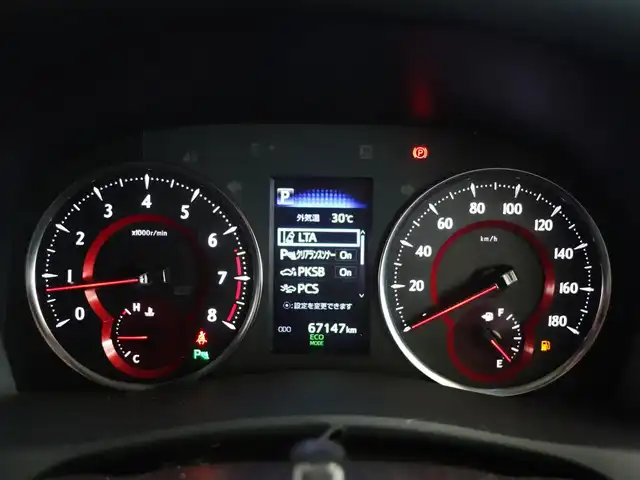 トヨタ アルファード S Cパッケージ 静岡県 2018(平30)年 6.8万km ラグジュアリーホワイトパールクリスタルシャインガラスフレーク ワンオーナー/禁煙車/車検R9年5月17日まで/トヨタセーフティセンス/　　・プリクラッシュセーフティ/　　・レーンアラートトレーシング/　　・ロードサインアシスト/　　・パーキングサポートブレーキ/純正9.2インチSDナビ（NSZN-Z66T）/　　CD/DVD/BT/USB/SD/HDMI/フルセグTV/純正フリップダウンモニター/純正デジタルインナーミラー/両側パワースライドドア/3眼LEDヘッドライト/シーケンシャルターンランプ/前方ドライブレコーダー/前後クリアランスソナー/純正オプション17インチアルミ/2列目エグゼクティブパワーシート/前席パワーシート（運転席メモリー付）/前席快適温熱シート/ベンチレーション機能/パワーバックドア/純正ラゲッジマット/プッシュスタート/スマートキー2個/純正フロアマット/純正ドアバイザー/取扱説明書/保証書