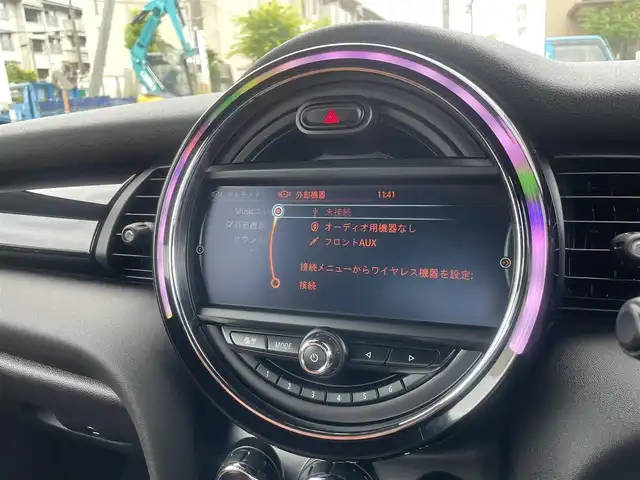 ＭＩＮＩ ミニ クーパー コンバーチブル 兵庫県 2017(平29)年 5万km メルティングシルバーM 外部検査実施済み/・茶革シート/・シートヒーター/・純正HDDナビ/・BT/USB/AUX/・バックカメラ/・オートLEDヘッドランプ/・LEDフォグランプ/・ドライブレコーダー/・スマートキー/・アイドリングストップ/・純正17インチAW/・ETC