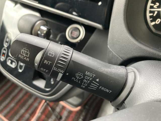 日産 デイズ ルークス ハイウェイスター Gターボ 静岡県 2017(平29)年 9.9万km スパークリングレッド/ブラック (株)IDOMが運営する【じしゃロン焼津店】の自社ローン専用車両になります。こちらは現金またはオートローンご利用時の価格です。自社ローンご希望の方は別途その旨お申付け下さい/【じしゃロン個店占有の為　落札禁止】/衝突軽減システム/アラウンドビューモニター/両側パワースライドドア/純正ナビ/CD/DVD/フルセグ/Bluetooth/SD/クルーズコントロール/プッシュスタート/スマートキー/ステアリングスイッチ/LEDヘッドライト/オートライト/フォグライト /ドライブレコーダー/ETC