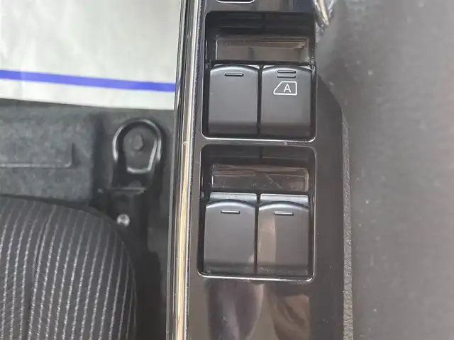 日産 デイズ ルークス ハイウェイスター Gターボ 静岡県 2017(平29)年 9.9万km スパークリングレッド/ブラック (株)IDOMが運営する【じしゃロン焼津店】の自社ローン専用車両になります。こちらは現金またはオートローンご利用時の価格です。自社ローンご希望の方は別途その旨お申付け下さい/【じしゃロン個店占有の為　落札禁止】/衝突軽減システム/アラウンドビューモニター/両側パワースライドドア/純正ナビ/CD/DVD/フルセグ/Bluetooth/SD/クルーズコントロール/プッシュスタート/スマートキー/ステアリングスイッチ/LEDヘッドライト/オートライト/フォグライト /ドライブレコーダー/ETC