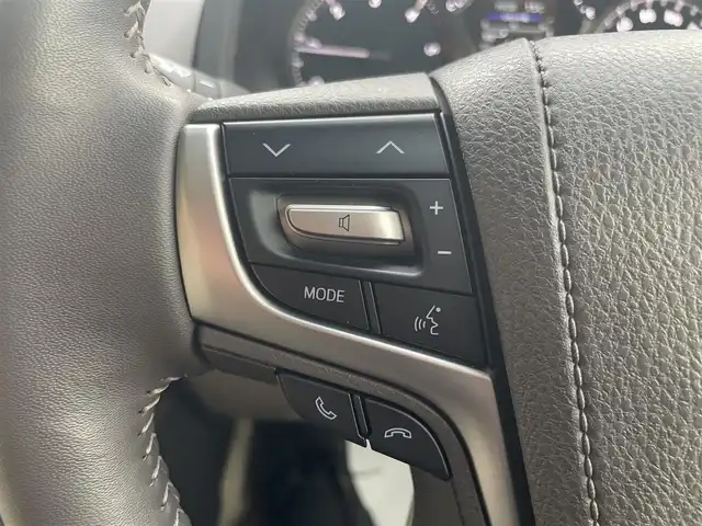 トヨタ ランドクルーザー プラド TX Lパッケージ 香川県 2023(令5)年 0.9万km ホワイトパールクリスタルシャイン 純正ナビ/【Bluetooth/DVD/CD】/フルセグテレビ/バックカメラ/シートヒーター/エアシート/パワーシート/プッシュスタート/オートマチックハイビーム/ETC/純正フロアマット