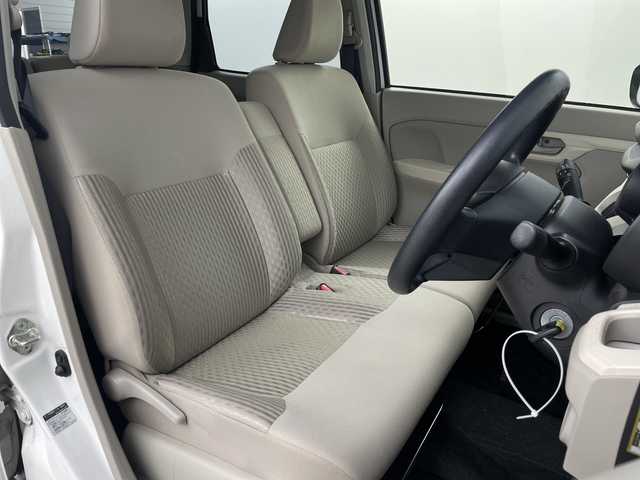 ダイハツ ムーヴ L SAⅢ 埼玉県 2019(平31)年 4.9万km ホワイト 社外ナビ/(Bluetooth/CD/DVD/USB/iPod/HDMI/FM/AM)/ワンセグテレビ/バックカメラ/ETC/前方ドライブレコーダー/衝突被害軽減ブレーキ/車線逸脱警報/オートハイビーム/ハロゲンヘッドライト/純正フロアマット