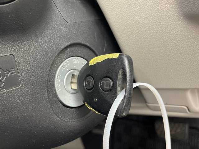 ダイハツ ムーヴ L SAⅢ 埼玉県 2019(平31)年 4.9万km ホワイト 社外ナビ/(Bluetooth/CD/DVD/USB/iPod/HDMI/FM/AM)/ワンセグテレビ/バックカメラ/ETC/前方ドライブレコーダー/衝突被害軽減ブレーキ/車線逸脱警報/オートハイビーム/ハロゲンヘッドライト/純正フロアマット