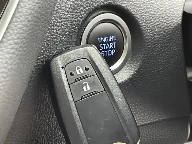 トヨタ カローラツーリング G－X プラス 群馬県 2020(令2)年 5.6万km ホワイトパールクリスタルシャイン 純正８インチディスプレイオーディオ　バックカメラ　レーダークルーズコントロール　ＬＥＤ　ＡＨＢ　クリアランスソナー　オートブレーキホールド　電子パーキング　プッシュスタート　ＥＴＣ２．０　禁煙車