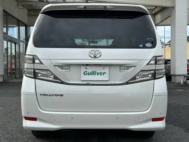 トヨタ ヴェルファイア 2．4X 埼玉県 2010(平22)年 8.3万km ホワイトパールクリスタルシャイン ・純正ナビ：フルセグテレビ/・バックカメラ/・ETC/・ステアリングリモコン/・プッシュスタート/・スマートキー/・オートライト/・横滑り防止/・パーキングセンサー/・コーナーセンサー/・HIDヘッドライト/・フォグランプ/・取扱説明書/・スペアキー１個
