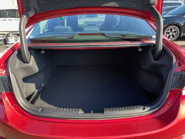 マツダ アテンザ セダン XD プロアクティブ 青森県 2015(平27)年 6.5万km ソウルレッドプレミアムメタリック 純正ナビ(BT/フルセグ/DVD/CD/ラジオ)/衝突被害軽減ブレーキ/レーンアシスト/ヘッドアップディスプレイ/オートマチックハイビーム/オートライト/クルーズコントロール/ブラインドスポットモニター/バックカメラ/LEDヘッドライト/フロントフォグライト/リヤフォグライト/ステアリングスイッチ/純正エンジンスターター/225/55/17純正AW付夏タイヤ積込み/スペアキー/TVキャンセラー/アイドリングストップ/横滑り防止装置/取扱説明書