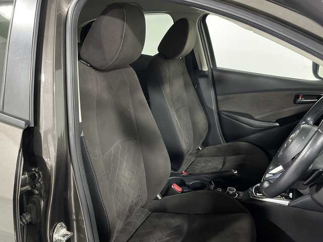 マツダ デミオ XDミストマルーン 茨城県 2018(平30)年 4.6万km チタニウムフラッシュマイカ マツダコネクトナビ/３６０°ビューモニター/シートヒーター/ブラインドスポットモニター/ステアリングヒーター/アダブティブＬＥＤヘッドライト/コーナーセンサー/パドルシフト/ＥＴＣ/ドラレコ/フォグランプ/衝突軽減/レーンキープ/純正16インチアルミホイール(185/60/R16)/エアバッグ(運転席/助手席/サイド/カーテン)