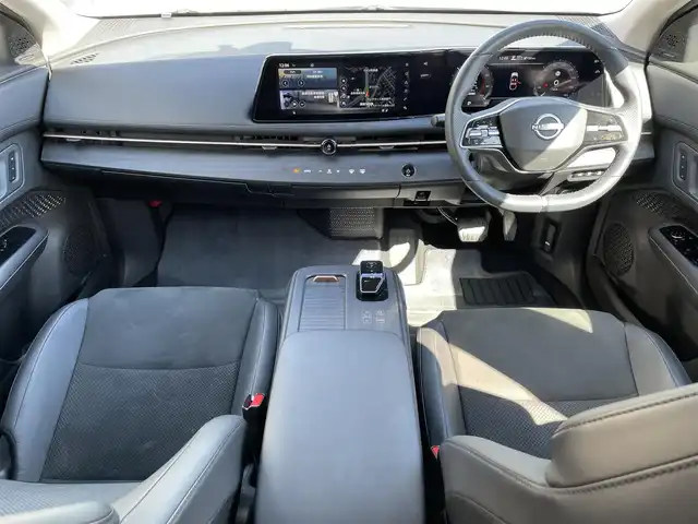 日産 アリア B6 長野県 2022(令4)年 3万km 白 ワンオーナー/純正ナビ/全方位カメラ/フルセグテレビ/AM/FM/Bluetooth/HDMI/Applecarlay/ETC/パワーバックドア/シートヒーター/ハンドルヒーター/シートメモリー/置くだけ充電/e-Pedal機能/コーナーセンサー/LEDオートライト/オートマチックハイビーム/純正１９インチAW/プロパイロット/純正フロアマット/スペアキー/保証書/取り扱い説明書